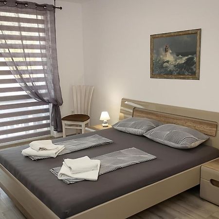 Apartment Lilia كافارنا المظهر الخارجي الصورة