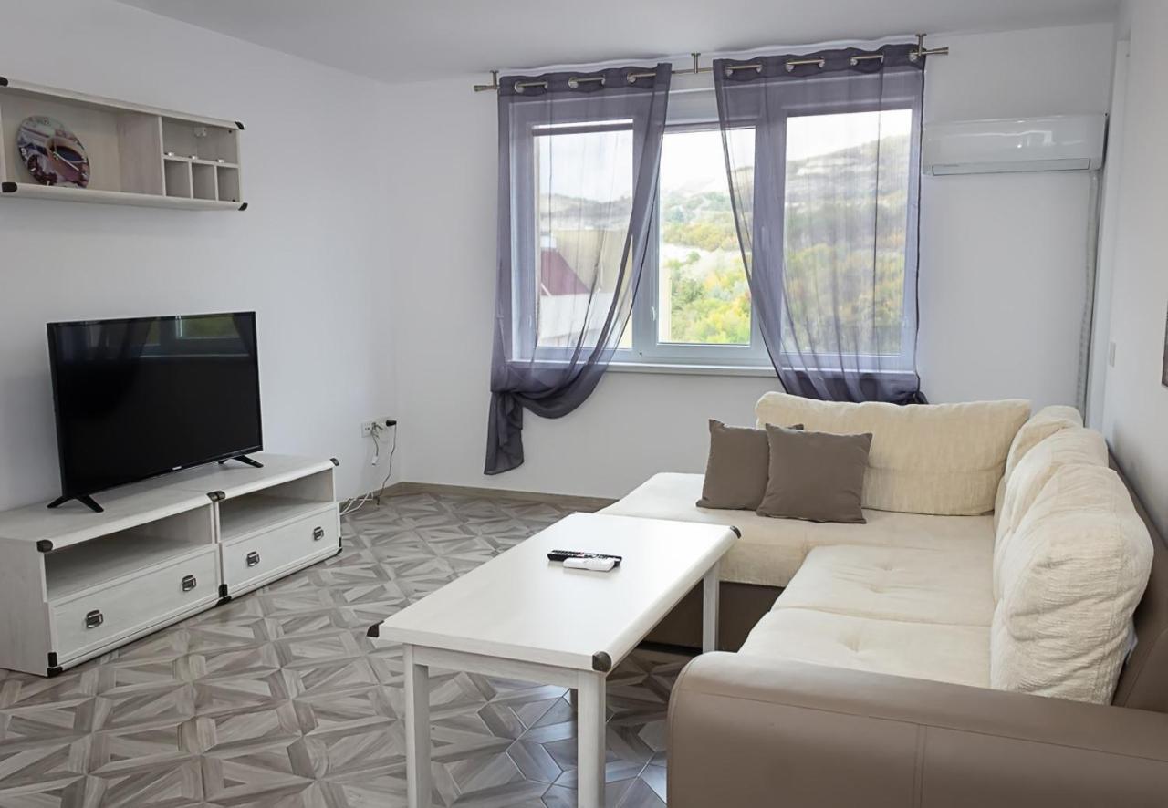 Apartment Lilia كافارنا المظهر الخارجي الصورة